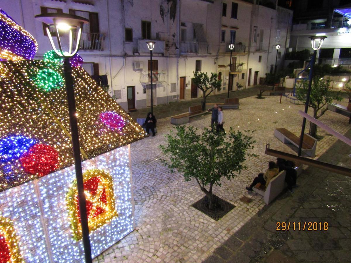 In Piazzetta Bed & Breakfast Gaeta Bagian luar foto